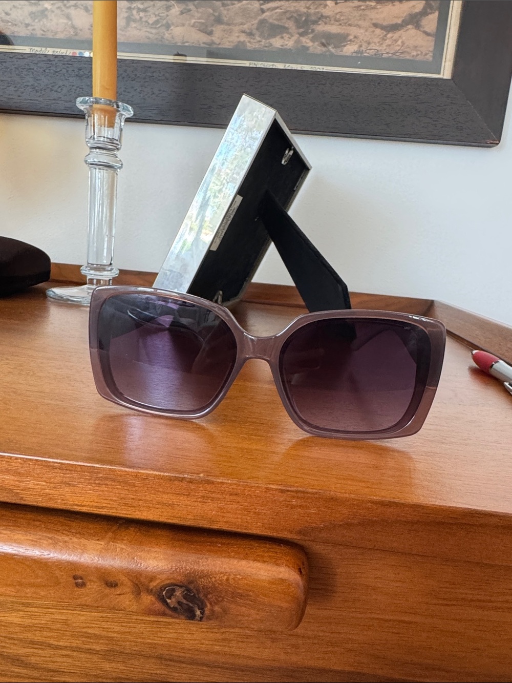 Women's Square Fashion Sunglasses - Mauve Frame with Gradient Lenses